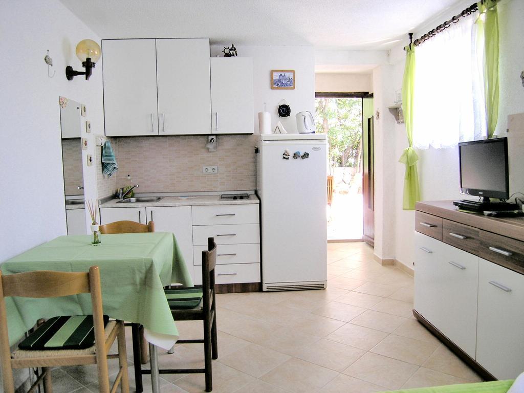 Studio Apartment Tamara Krk Town Szoba fotó